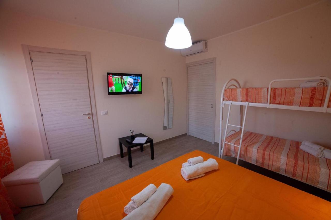 B&B Miramare Suite Taranto Ngoại thất bức ảnh