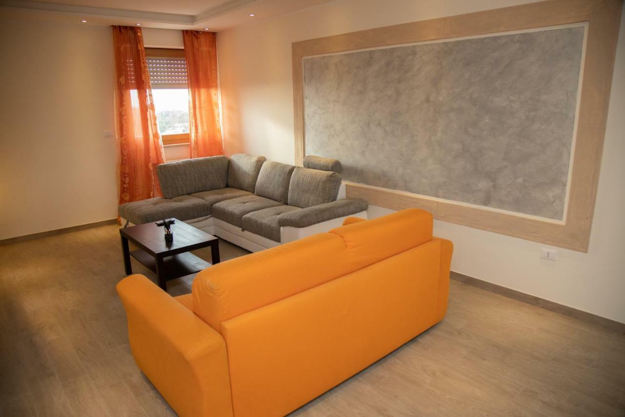 B&B Miramare Suite Taranto Ngoại thất bức ảnh